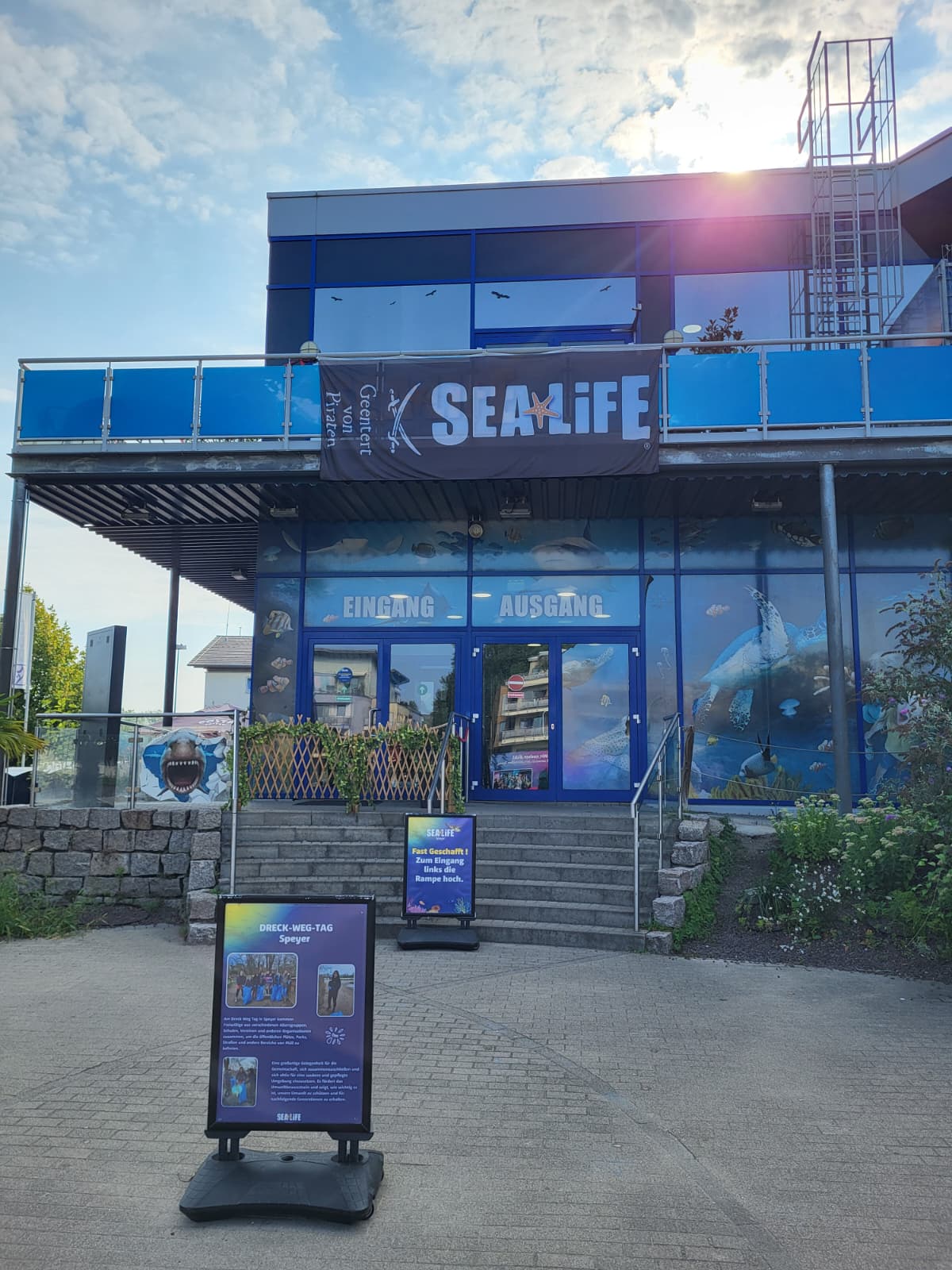 SeaLife1.jpg
